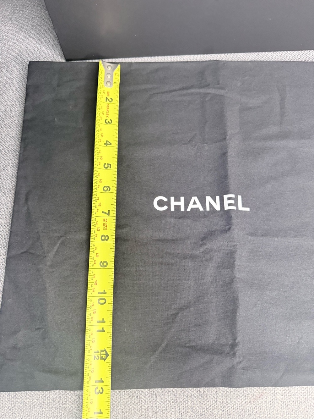 CHANEL magnetic BOX,dust bag,ribbon,camellia,care envelope with cleaning cloth - Picture 3 of 8